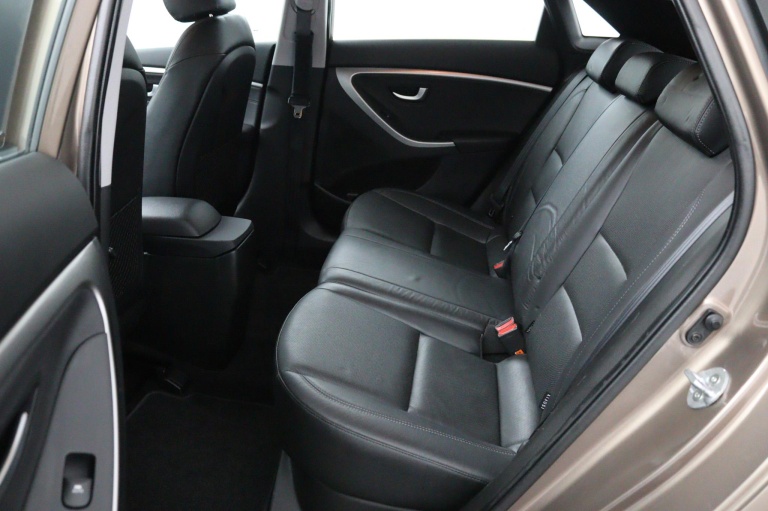 Hyundai i30 - 1.6 GDI i-Catcher 18