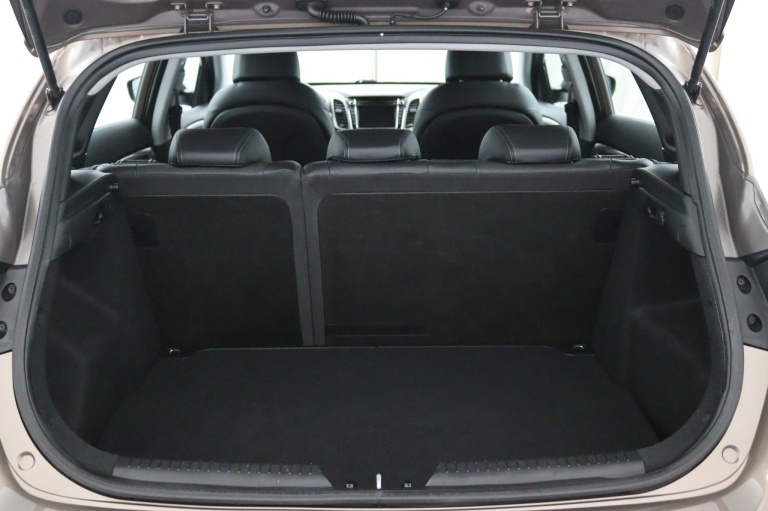 Hyundai i30 - 1.6 GDI i-Catcher 24