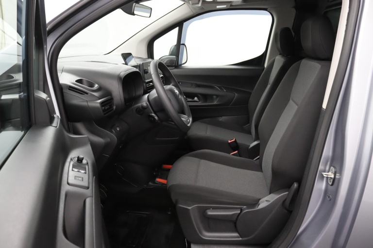 Toyota PROACE CITY - 1.2 Turbo Cool Comfort 11