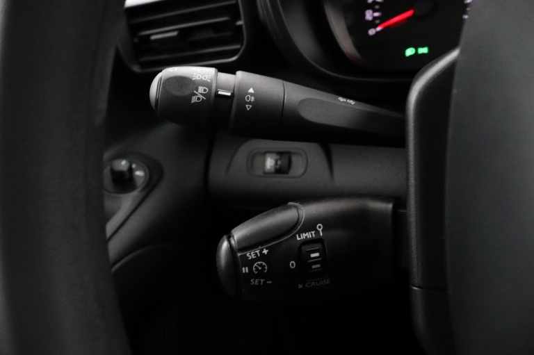 Toyota PROACE CITY - 1.2 Turbo Cool Comfort 18