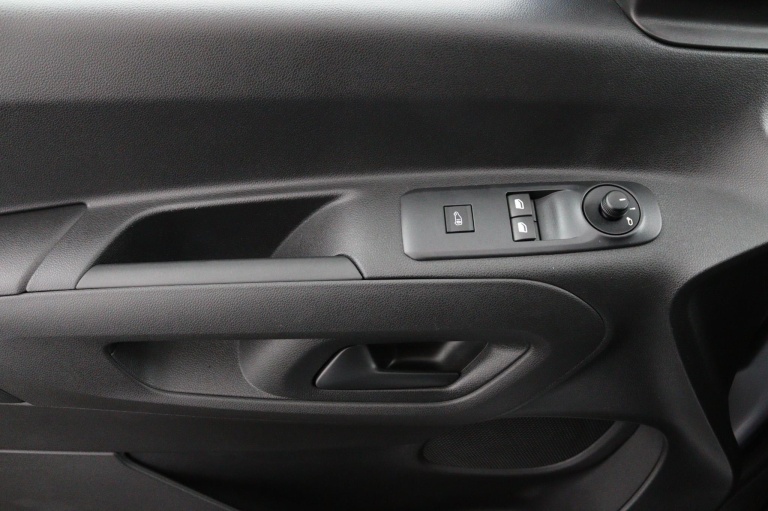 Toyota PROACE CITY - 1.2 Turbo Cool Comfort 24