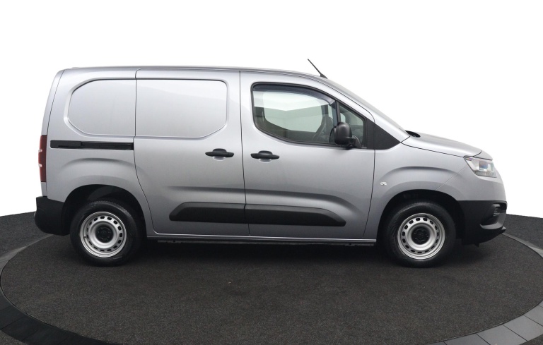Toyota PROACE CITY - 1.2 Turbo Cool Comfort 6