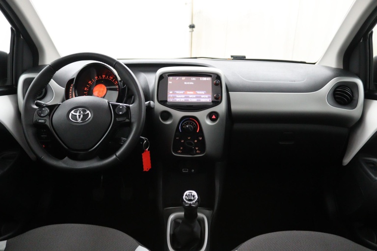 Toyota Aygo - 1.0 VVT-i x-wave 11