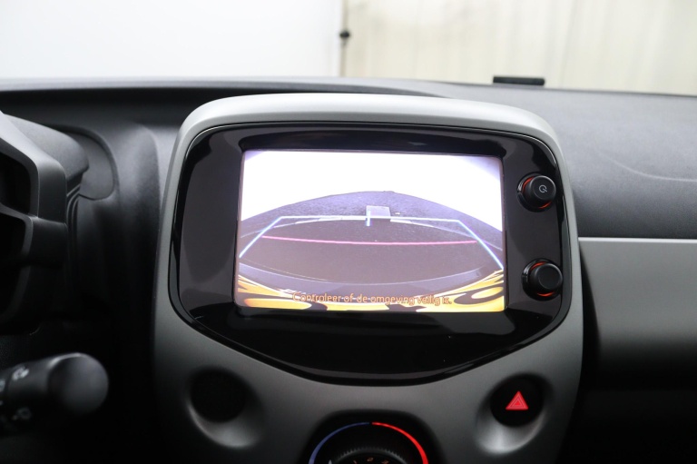 Toyota Aygo - 1.0 VVT-i x-wave 16
