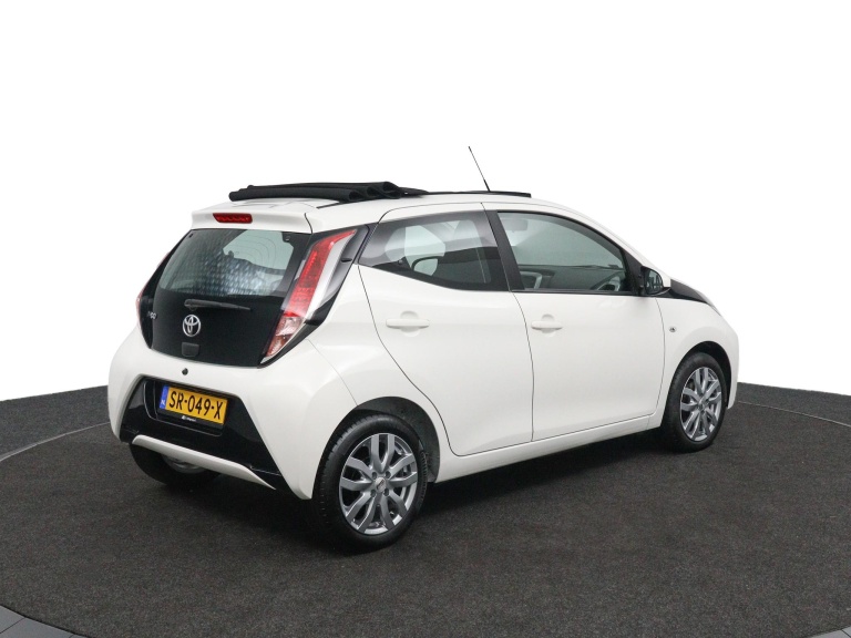Toyota Aygo - 1.0 VVT-i x-wave 2