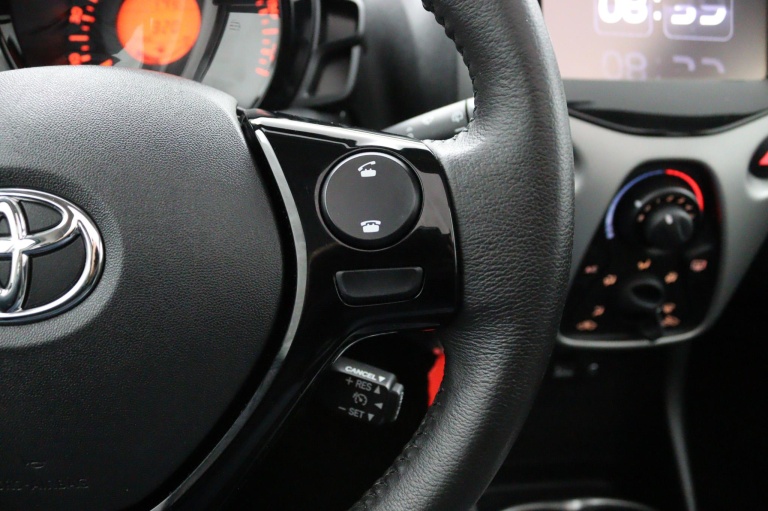 Toyota Aygo - 1.0 VVT-i x-wave 21