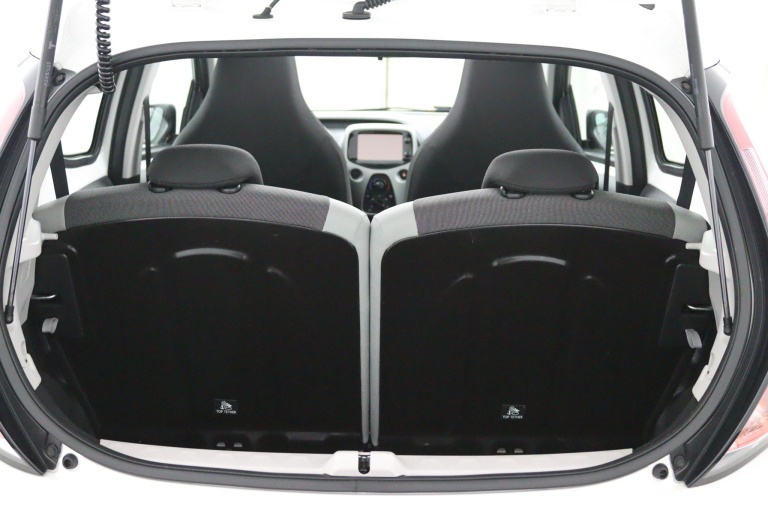 Toyota Aygo - 1.0 VVT-i x-wave 29