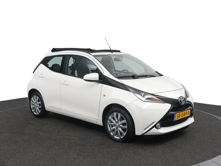 Toyota Aygo - 1.0 VVT-i x-wave 3