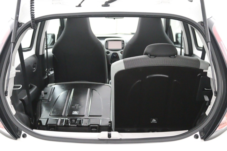 Toyota Aygo - 1.0 VVT-i x-wave 30