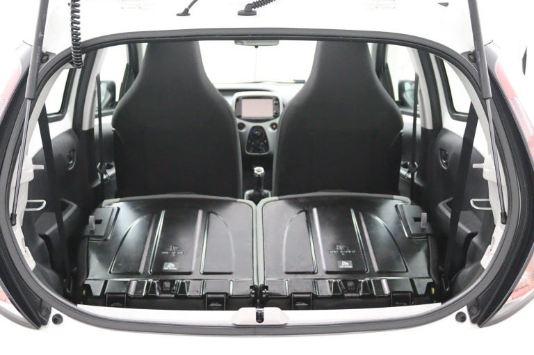 Toyota Aygo - 1.0 VVT-i x-wave 31