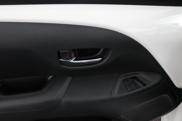 Toyota Aygo - 1.0 VVT-i x-wave 32