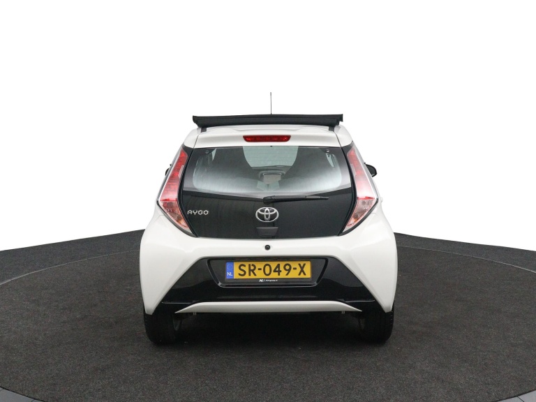 Toyota Aygo - 1.0 VVT-i x-wave 8
