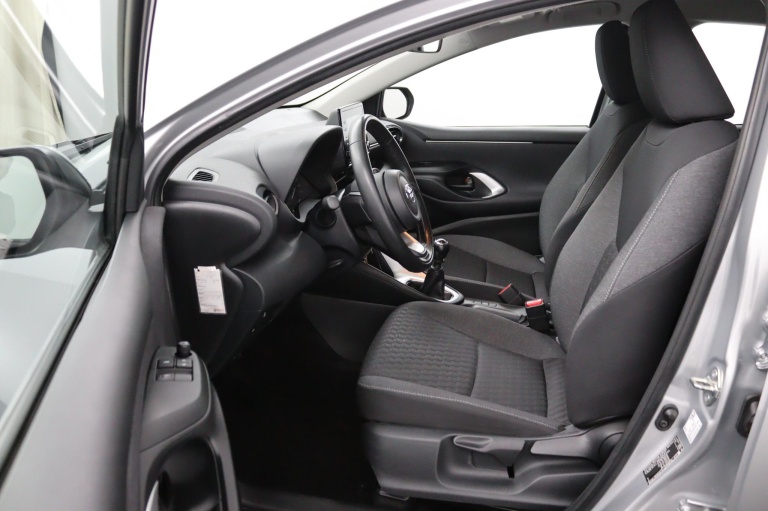 Toyota Yaris - 1.5 VVT-i Active 9