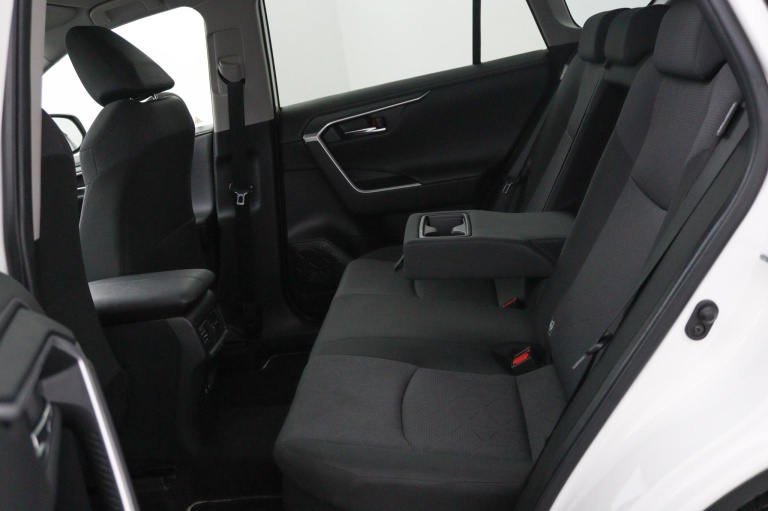 Toyota RAV4 - 2.5 Hybrid Active 36