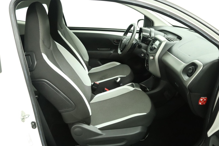 Toyota Aygo - 1.0 VVT-i x-play 21