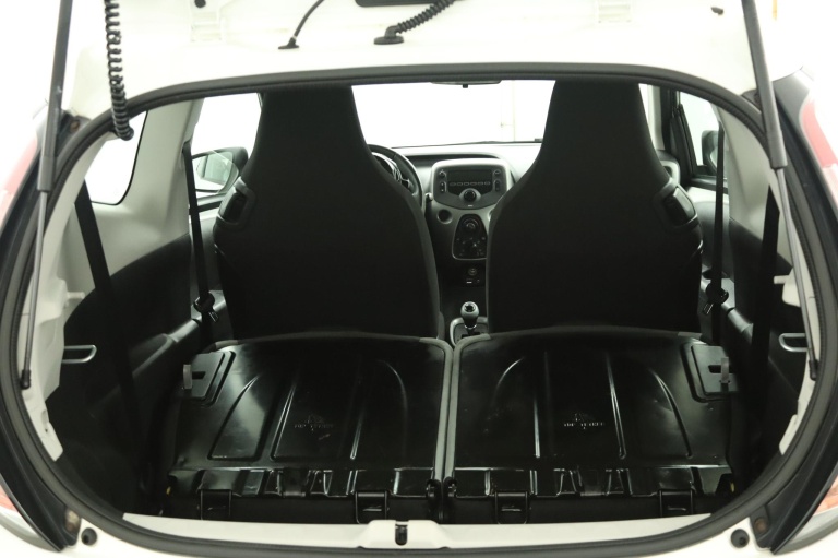 Toyota Aygo - 1.0 VVT-i x-play 22