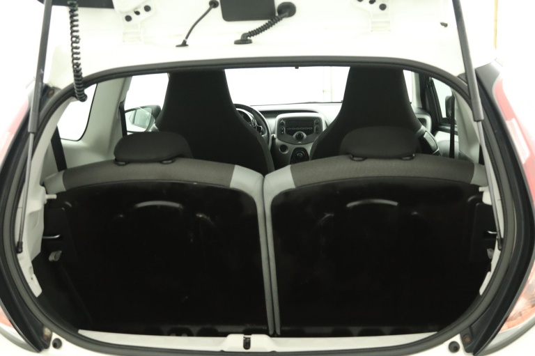 Toyota Aygo - 1.0 VVT-i x-play 29