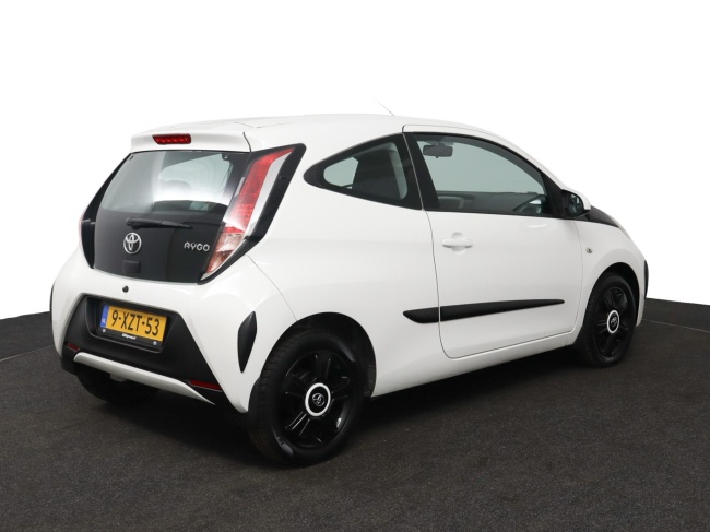 Toyota Aygo - 1.0 VVT-i x-play