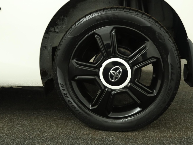 Toyota Aygo - 1.0 VVT-i x-play