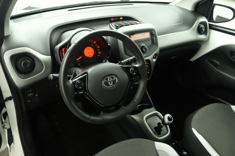 Toyota Aygo - 1.0 VVT-i x-play 41