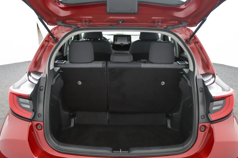 Toyota Yaris - 1.5 Hybrid Dynamic 23