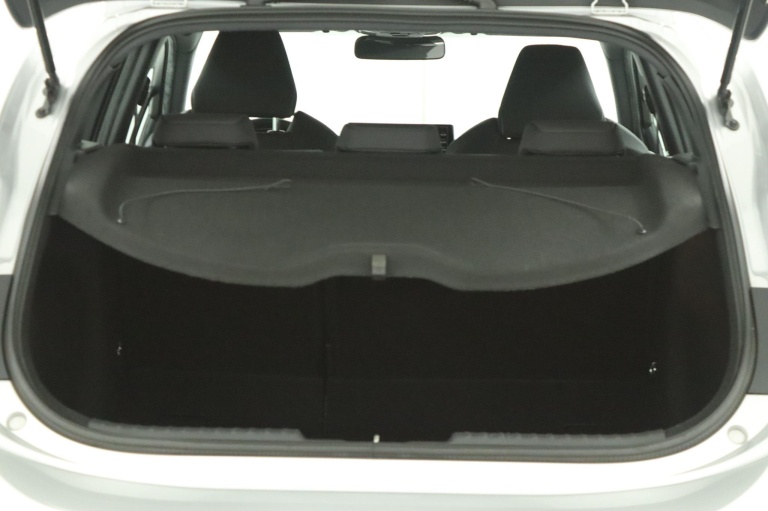 Toyota Corolla - 1.2 Turbo Active 23