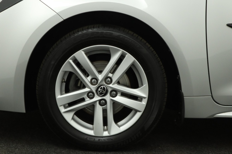 Toyota Corolla - 1.2 Turbo Active 37