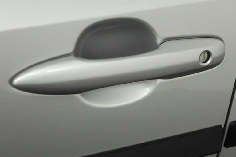 Toyota Corolla - 1.2 Turbo Active 38