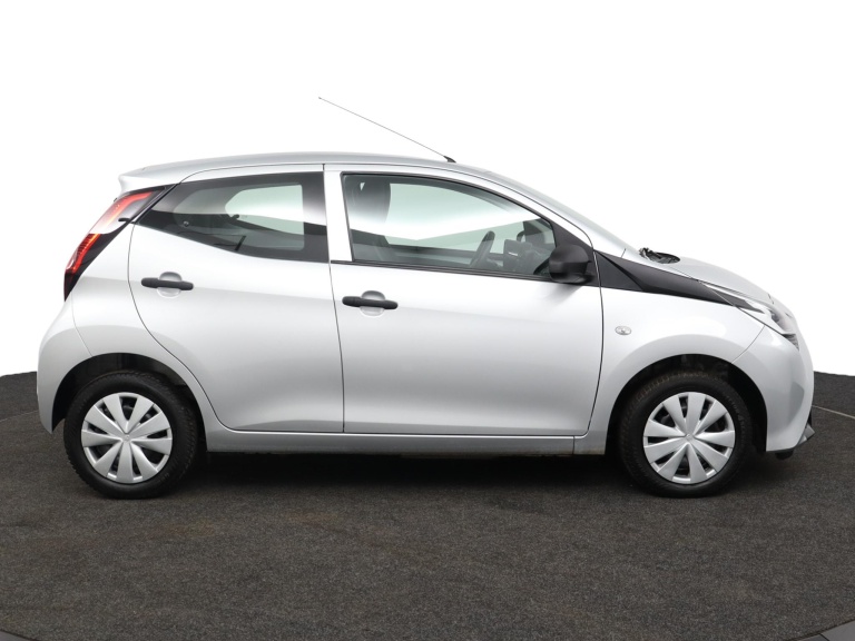 Toyota Aygo - 1.0 VVT-i x-fun 12