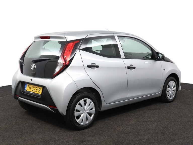 Toyota Aygo - 1.0 VVT-i x-fun 2