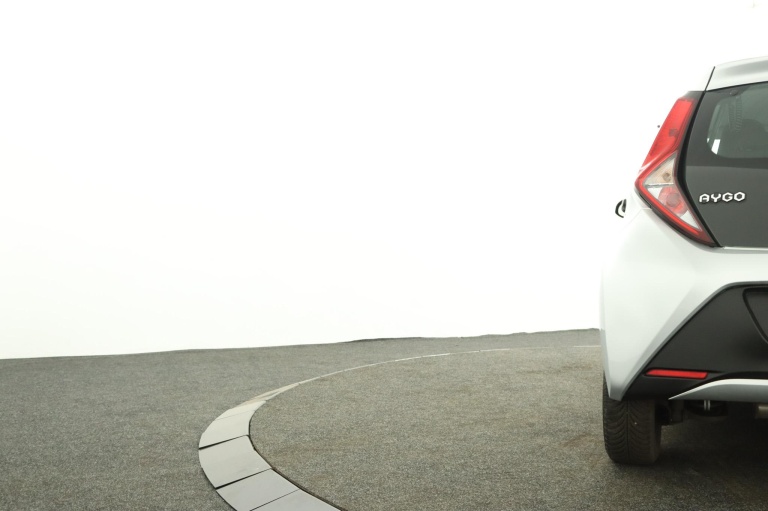 Toyota Aygo - 1.0 VVT-i x-fun 38