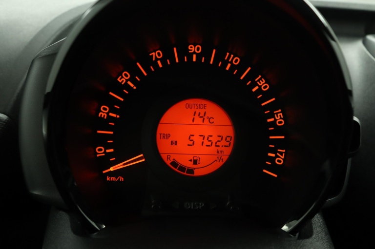 Toyota Aygo - 1.0 VVT-i x-fun 45