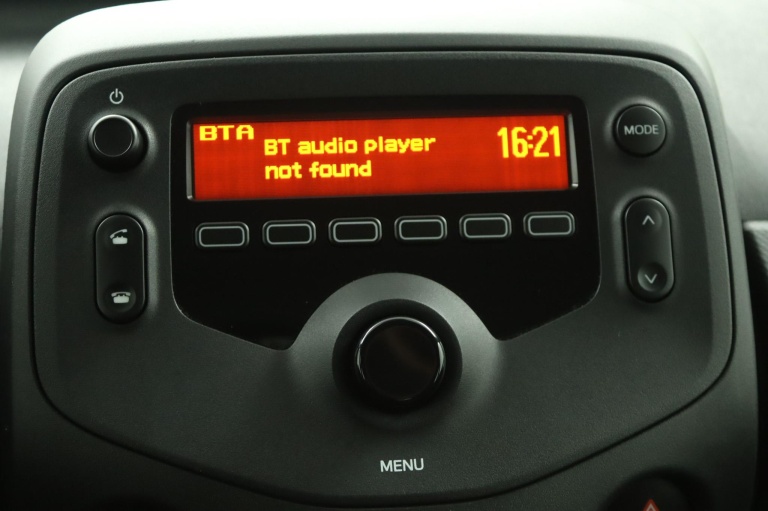 Toyota Aygo - 1.0 VVT-i x-fun 49