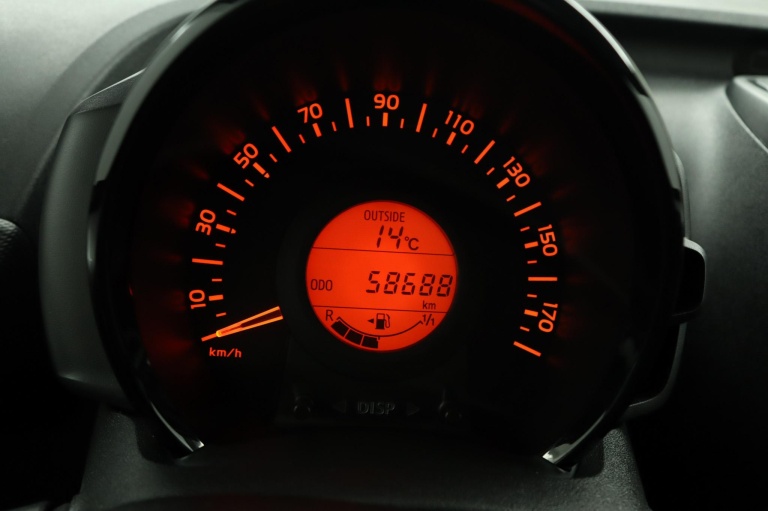 Toyota Aygo - 1.0 VVT-i x-fun 6