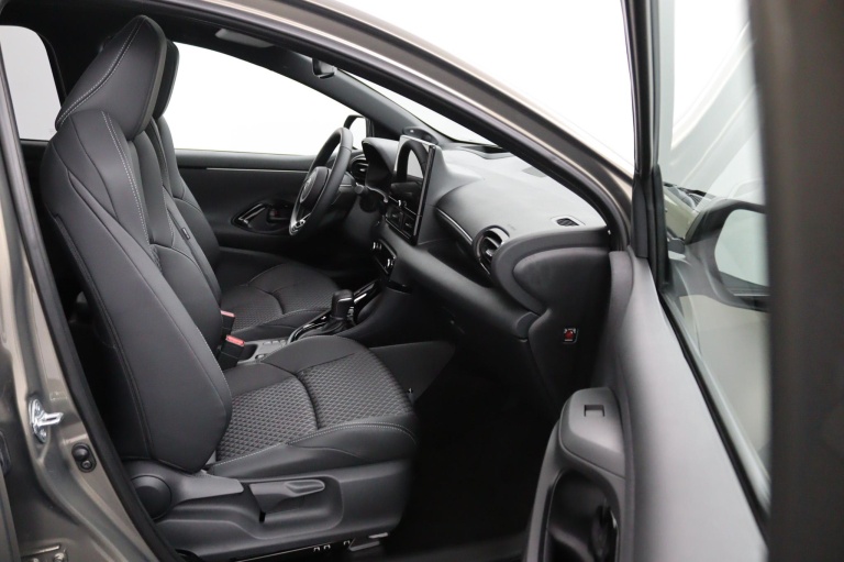 Toyota Yaris - 1.5 Hybrid 130 Executive 11