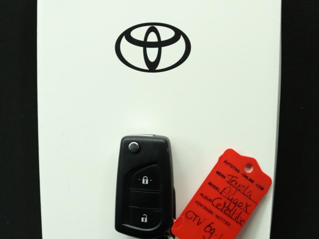 Toyota Aygo X - 1.0 VVT-i MT Play