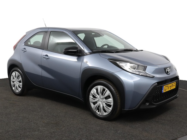 Toyota Aygo X - 1.0 VVT-i MT Play