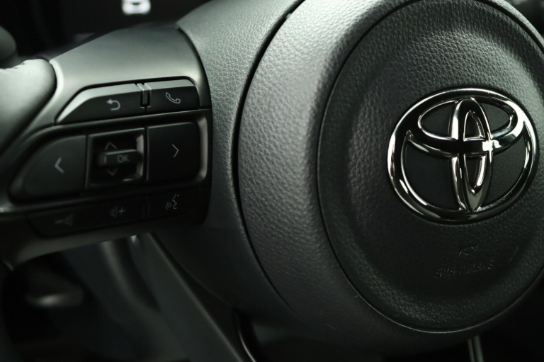 Toyota Aygo X - 1.0 VVT-i MT Play 19