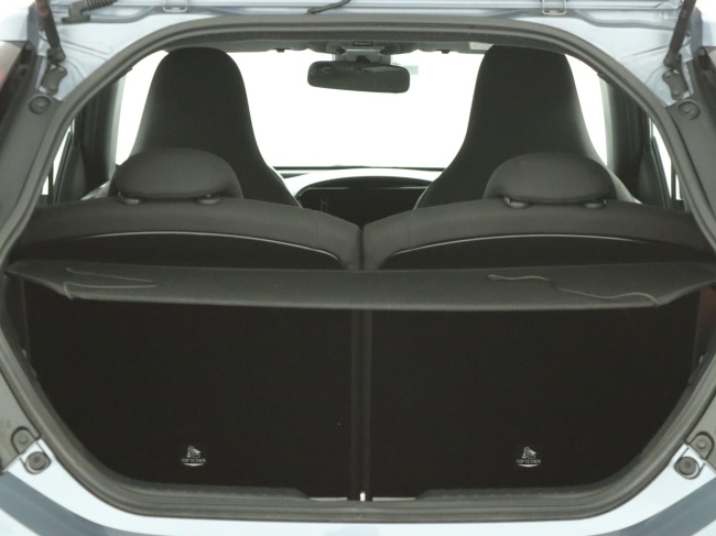 Toyota Aygo X - 1.0 VVT-i MT Play