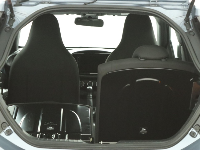 Toyota Aygo X - 1.0 VVT-i MT Play