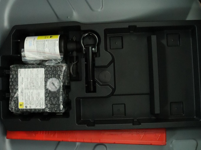 Toyota Aygo X - 1.0 VVT-i MT Play