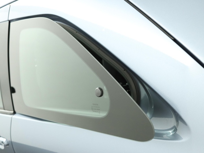 Toyota Aygo X - 1.0 VVT-i MT Play