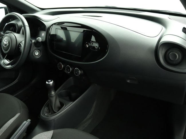 Toyota Aygo X - 1.0 VVT-i MT Play