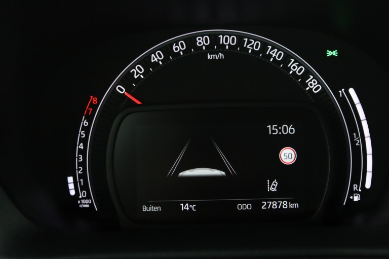 Toyota Aygo X - 1.0 VVT-i MT Play 44