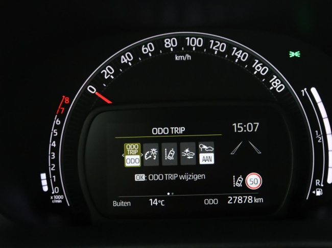 Toyota Aygo X - 1.0 VVT-i MT Play