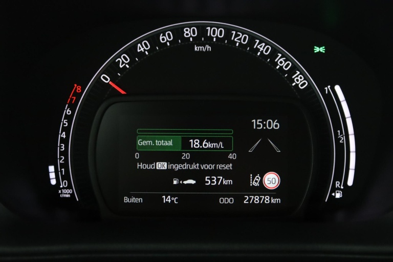 Toyota Aygo X - 1.0 VVT-i MT Play 6