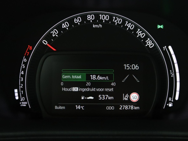 Toyota Aygo X - 1.0 VVT-i MT Play