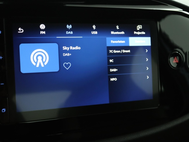 Toyota Aygo X - 1.0 VVT-i MT Play