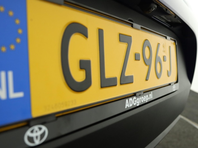 Toyota Aygo X - 1.0 VVT-i MT Play