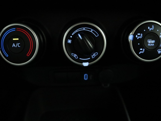 Toyota Aygo X - 1.0 VVT-i MT Play